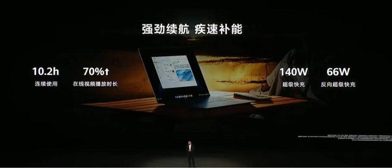 鹤壁女子蓄发十几年长达2米6 每月用十个鸡蛋做保养